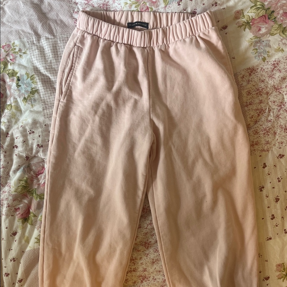 Brandy Melville Light Pink Cuffed Sweatpants